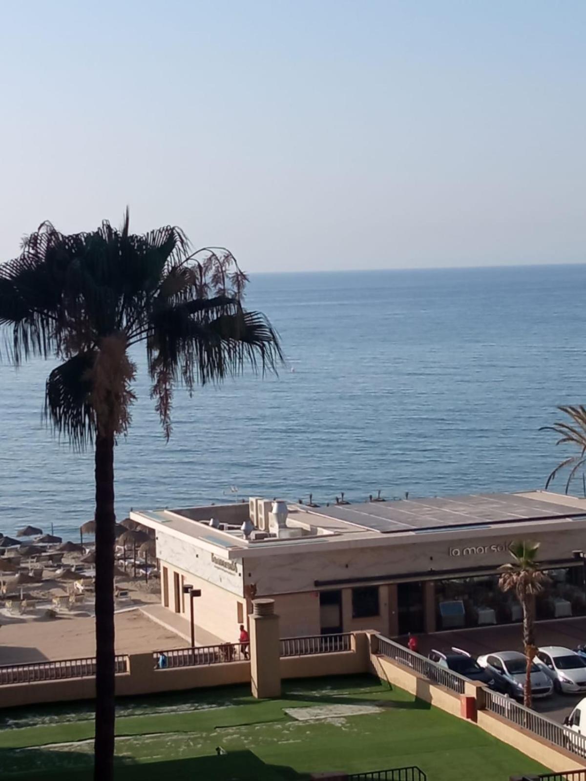 Apartamento Ronda 4 Boliches Primera Linea De Playa Фуэнхирола Экстерьер фото